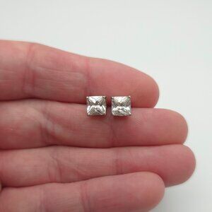 925 Sterling Silver Square Small Cubic Zirconia Earrings A58